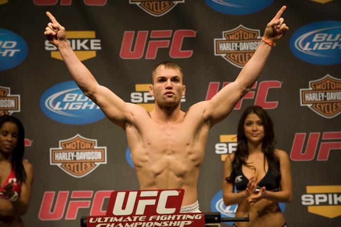 UFC Fight Night Weigh-In Jesse Lennox