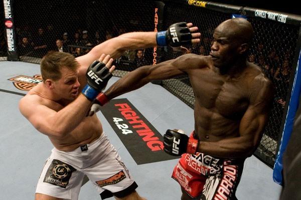 UFC 97 Cheick Kongo vs Antoni Hardonk