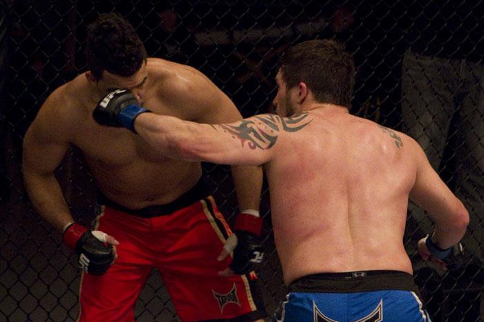 tuf1105_bryant_vs_mccray_015