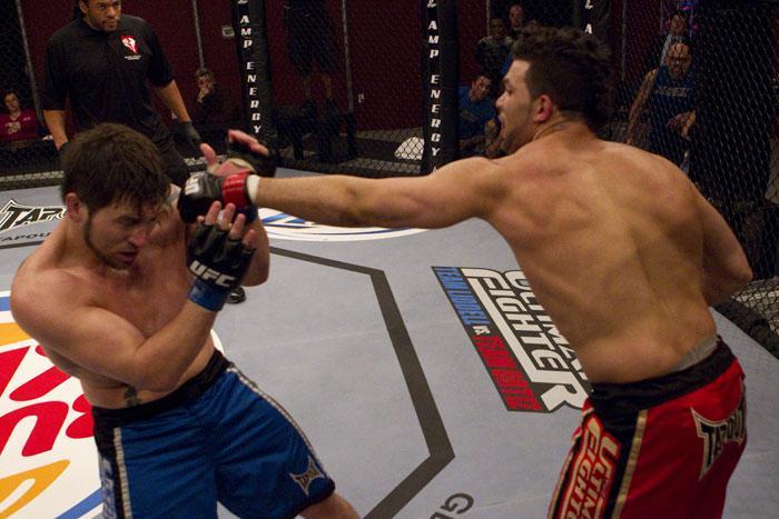tuf1105_bryant_vs_mccray_017