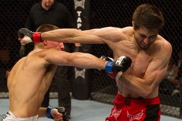 ufc115_07_condit_vs_macdonald_004