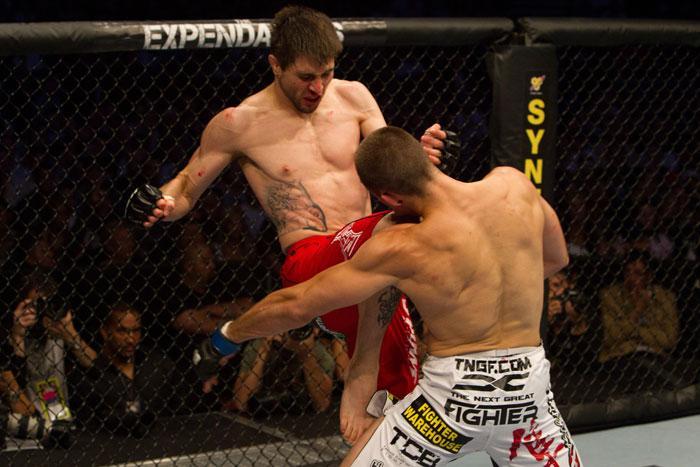 ufc115_07_condit_vs_macdonald_005