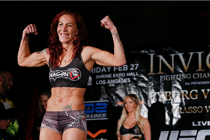 photo_galleries/002_Christine_Stanley_and_Laura_Salazar/011_Cris_Cyborg_Justino.jpg