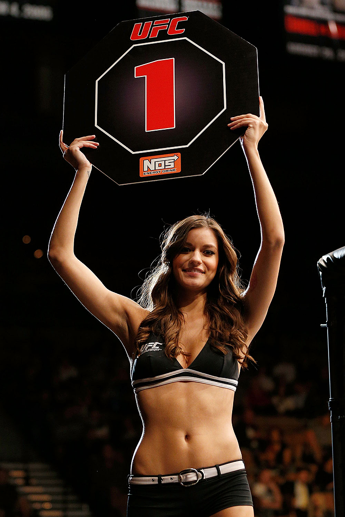 LAS VEGAS, NV - NOVEMBER 30: UFC Octagon Girl Vanessa Hanson signals the start of round one between Peggy Morgan and Jessamyn Duke in their women's bantamweight fight during The Ultimate Fighter season 18 live finale inside the Mandalay Bay Events Center