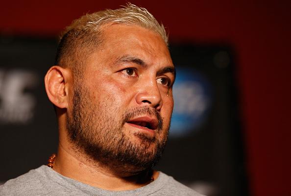 MEXICO CITY, MEXICO - NOVEMBER 13: Mark Hunt of New Zealand interacts with media during the UFC 180 Ultimate Media Day at the Camino Real Polanco Mexico hotel on November 13, 2014 in Mexico City, Mexico. (Photo by Josh Hedges/Zuffa LLC/Zuffa LLC via Getty