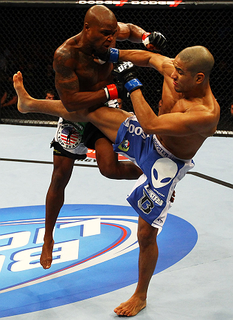 ATLANTA, GA - APRIL 21: Marcus Brimage (L) and Maximo Blanco fight during their featherweight bout for UFC 145 at Philips Arena on April 21, 2012 in Atlanta, Georgia. (Photo by Al Bello/Zuffa LLC/Zuffa LLC via Getty Images)
