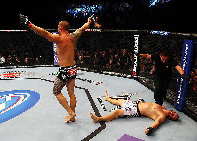 ATLANTA, GA - APRIL 21: Travis Browne (L) celebrates after Chad Griggs (R) tapped out during their heavyweight bout for UFC 145 at Philips Arena on April 21, 2012 in Atlanta, Georgia. (Photo by Al Bello/Zuffa LLC/Zuffa LLC via Getty Images)