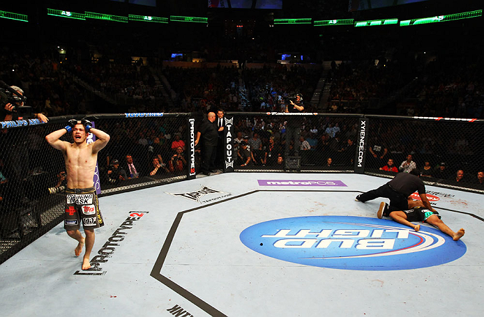 photo_galleries/UFC145_TestGallery/09_Torres_MacDonald_01.jpg