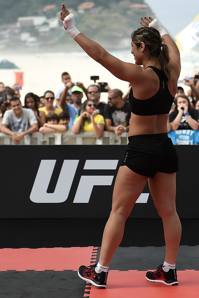 RIO DE JANEIRO, BRAZIL - JULY 29: Womens bantamweight contender Bethe Correia of Brazil nods to fans during open training session at Pepe Beach on July 29, 2015 in Rio de Janeiro, Brazil. (Photo by Buda Mendes/Zuffa LLC/Zuffa LLC via Getty Images)