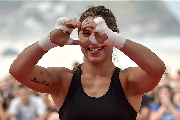 RIO DE JANEIRO, BRAZIL - JULY 29:  Womens bantamweight contender Bethe Correia of Brazil nods to fans during open training session at Pepe Beach on July 29, 2015 in Rio de Janeiro, Brazil.  (Photo by Buda Mendes/Zuffa LLC/Zuffa LLC via Getty Images)