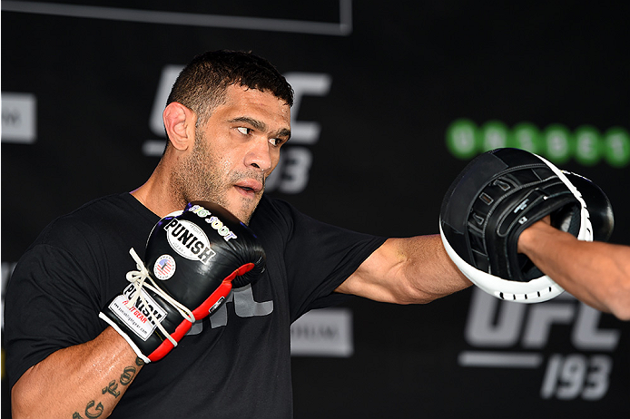 MELBOURNE, AUSTRALIA - NOVEMBER 12:  Antonio 'Bigfoot' Silva of Brazil holds an open workout for fans and media at Federation Square on November 12, 2015 in Melbourne, Australia. (Photo by Josh Hedges/Zuffa LLC/Zuffa LLC via Getty Images)