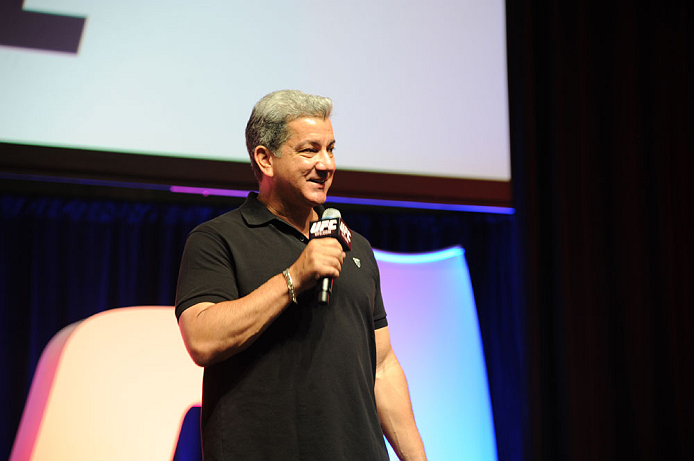 LAS VEGAS, NV - JULY 06:  Bruce Buffer speaks to fans at the UFC Fan Expo on July 6, 2012 in Las Vegas, Nevada. (Photo by Al Powers /Zuffa LLC/Zuffa LLC via Getty Images) 