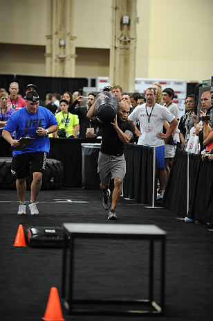 LAS VEGAS, NV - JULY 06: Fans participate in the UFC Challenge course set up at the UFC Fan Expo on July 6, 2012 in Las Vegas, Nevada. (Photo by Al Powers /Zuffa LLC/Zuffa LLC via Getty Images)