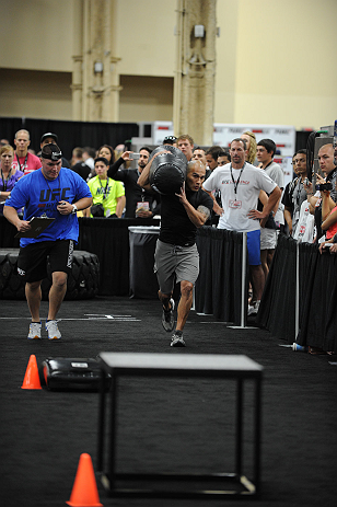 LAS VEGAS, NV - JULY 06:  Fans participate in the UFC Challenge course set up at the UFC Fan Expo on July 6, 2012 in Las Vegas, Nevada. (Photo by Al Powers /Zuffa LLC/Zuffa LLC via Getty Images) 