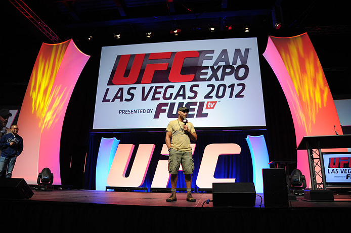 LAS VEGAS, NV - JULY 06:  Randy Couture speaks to fans at the UFC Fan Expo on July 6, 2012 in Las Vegas, Nevada. (Photo by Al Powers /Zuffa LLC/Zuffa LLC via Getty Images) *** Local Caption *** Randy Couture