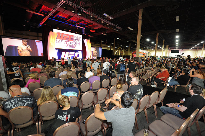 LAS VEGAS, NV - JULY 06:  Randy Couture speaks to fans at the UFC Fan Expo on July 6, 2012 in Las Vegas, Nevada. (Photo by Al Powers /Zuffa LLC/Zuffa LLC via Getty Images) *** Local Caption *** Randy Couture