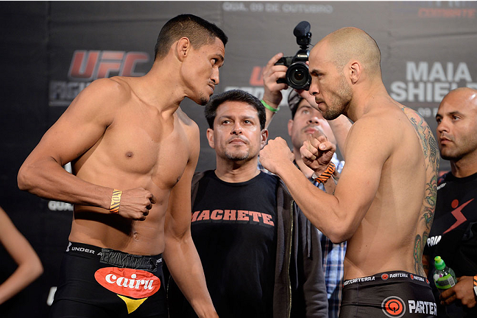 BARUERI, BRAZIL - OCTOBER 8:  (L-R) Ildemar Alcantara and Igor Araujo face off during the UFC Fight Night: Maia v Shields weigh-in at the Ginasio Jose Correa on October 8, 2013 in Barueri, Sao Paulo, Brazil. (Photo by Jeff Bottari/Zuffa LLC/Zuffa LLC via 