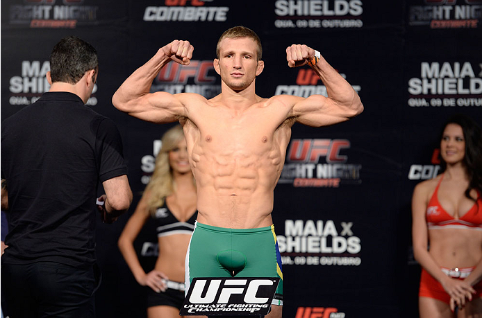 BARUERI, BRAZIL - OCTOBER 8:  TJ Dillashaw weighs-in during the UFC Fight Night: Maia v Shields weigh-in at the Ginasio Jose Correa on October 8, 2013 in Barueri, Sao Paulo, Brazil. (Photo by Jeff Bottari/Zuffa LLC/Zuffa LLC via Getty Images)
