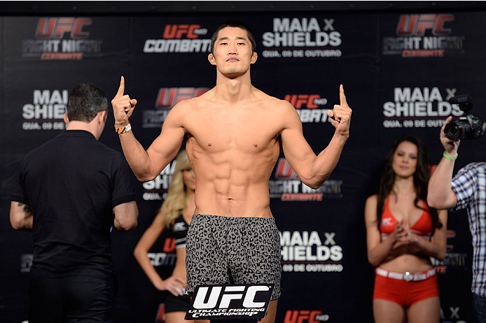 BARUERI, BRAZIL - OCTOBER 8:  Dong Hyun Kim weighs-in during the UFC Fight Night: Maia v Shields weigh-in at the Ginasio Jose Correa on October 8, 2013 in Barueri, Sao Paulo, Brazil. (Photo by Jeff Bottari/Zuffa LLC/Zuffa LLC via Getty Images)