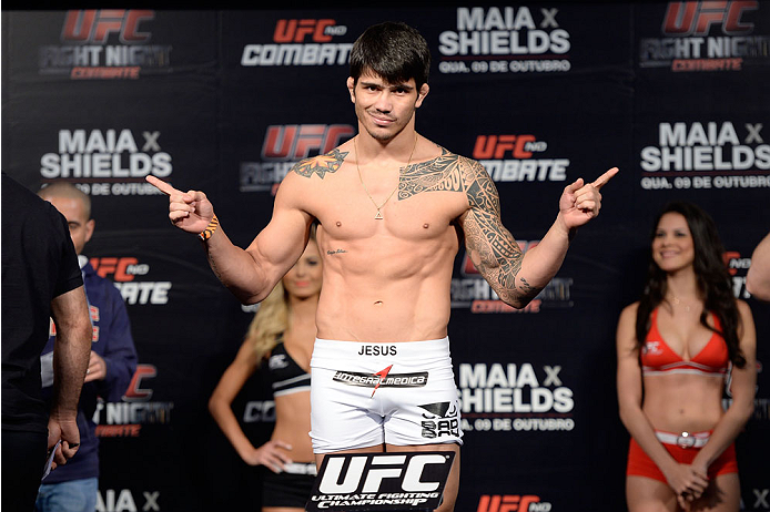 BARUERI, BRAZIL - OCTOBER 8:  Erick Silva weighs-in during the UFC Fight Night: Maia v Shields weigh-in at the Ginasio Jose Correa on October 8, 2013 in Barueri, Sao Paulo, Brazil. (Photo by Jeff Bottari/Zuffa LLC/Zuffa LLC via Getty Images)
