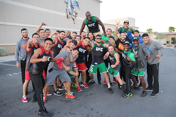 Fotogalería del reto de coaches de The Ultimate Fighter Latinoamérica II, entre Efraín Escudero y Kelvin Gastelum (Fotos por Rambo Mendoza).