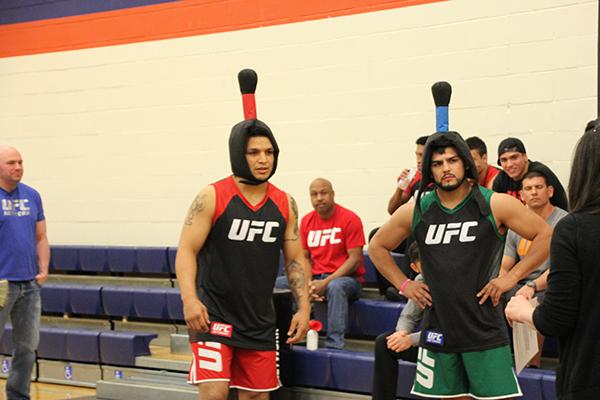 Fotogalería del reto de coaches de The Ultimate Fighter Latinoamérica II, entre Efraín Escudero y Kelvin Gastelum (Fotos por Rambo Mendoza).