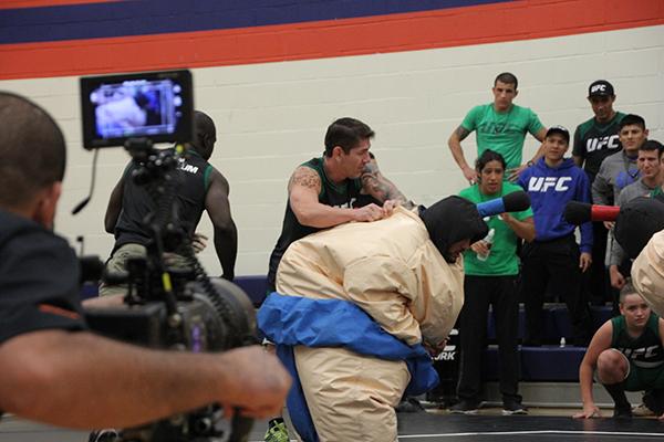 Fotogalería del reto de coaches de The Ultimate Fighter Latinoamérica II, entre Efraín Escudero y Kelvin Gastelum (Fotos por Rambo Mendoza).