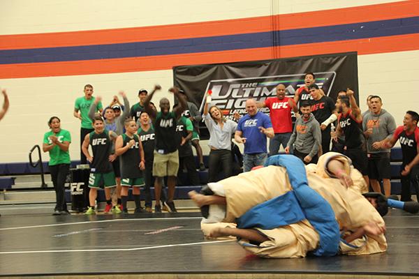 Fotogalería del reto de coaches de The Ultimate Fighter Latinoamérica II, entre Efraín Escudero y Kelvin Gastelum (Fotos por Rambo Mendoza).