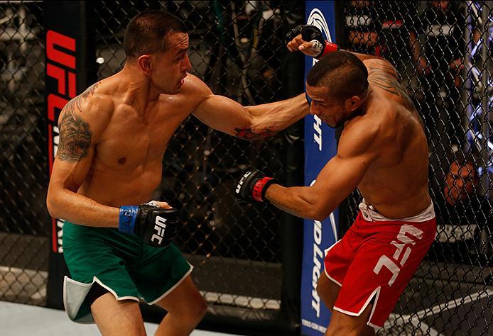BUENOS AIRES, ARGENTINA - MAY 28: (L-R) Leonardo Rodriguez punches Yasser Castillo during the filming of The Ultimate Fighter Latin America: Team Liddell vs Team Griffin on May 28, 2016 in Buenos Aires, Argentina. (Photo by Gabriel Rossi/Zuffa LLC/Zuffa