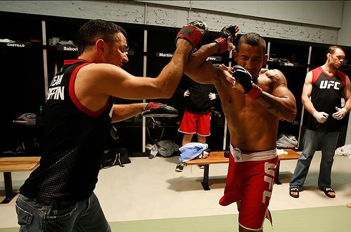 BUENOS AIRES, ARGENTINA - MAY 28: Yasser Castillo warms up before facing Leonardo Rodriguez during the filming of The Ultimate Fighter Latin America: Team Liddell vs Team Griffin on May 28, 2016 in Buenos Aires, Argentina. (Photo by Gabriel Rossi/Zuffa L