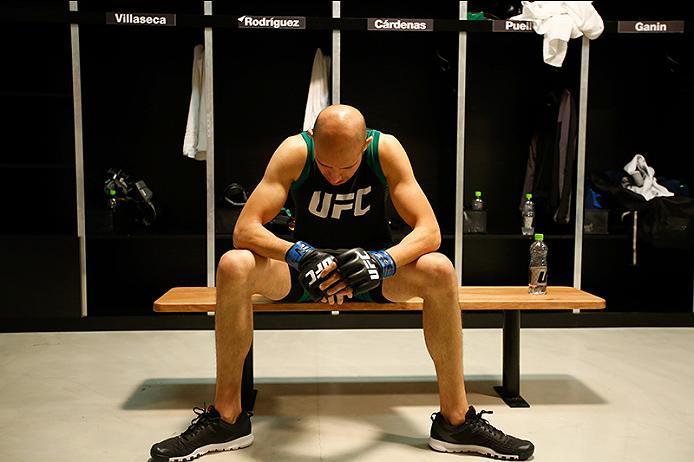 BUENOS AIRES, ARGENTINA - MAY 28:  Fabian Quintana warms up before facing Alejandro Martinez during the filming of The Ultimate Fighter Latin America: Team Liddell vs Team Griffin on May 28, 2016 in Buenos Aires, Argentina. (Photo by Gabriel Rossi/Zuffa L