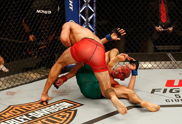 BUENOS AIRES, ARGENTINA - MAY 28: (L-R) Alejandro Martinez punches Fabian Quintana during the filming of The Ultimate Fighter Latin America: Team Liddell vs Team Griffin on May 28, 2016 in Buenos Aires, Argentina. (Photo by Gabriel Rossi/Zuffa LLC/Zuffa