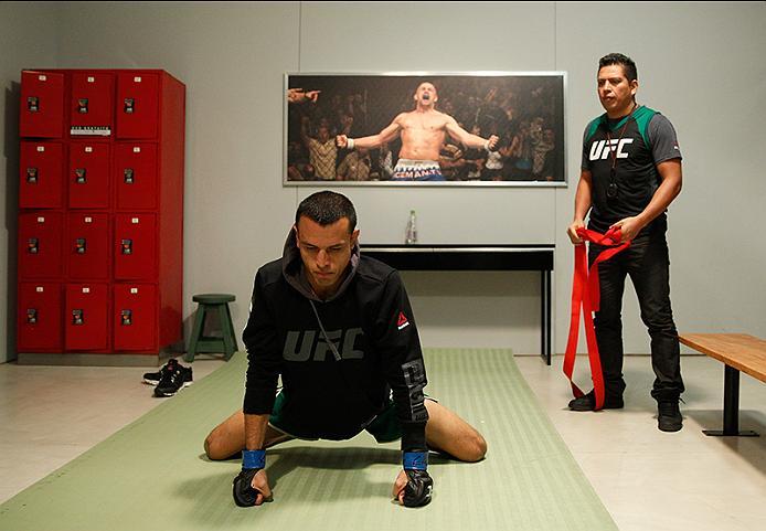 BUENOS AIRES, ARGENTINA - JUNE 11: Leonardo Rodriguez warms up before facing Martin Bravo during the filming of The Ultimate Fighter Latin America: Team Liddell vs Team Griffin on June 11, 2016 in Buenos Aires, Argentina. (Photo by Gabriel Rossi/Zuffa LL