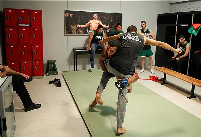 BUENOS AIRES, ARGENTINA - JUNE 11: Leonardo Rodriguez warms up before facing Martin Bravo during the filming of The Ultimate Fighter Latin America: Team Liddell vs Team Griffin on June 11, 2016 in Buenos Aires, Argentina. (Photo by Gabriel Rossi/Zuffa LL