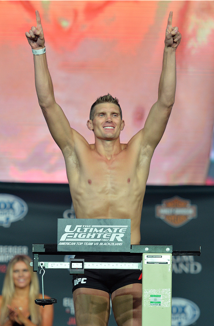 LAS VEGAS, NEVADA - JULY 11:   Stephen Thompson steps onto the scale during the TUF 21 Finale Weigh-in at the UFC Fan Expo in the Sands Expo and Convention Center on July 11, 2015 in Las Vegas Nevada. (Photo by Brandon Magnus/Zuffa LLC/Zuffa LLC via Getty