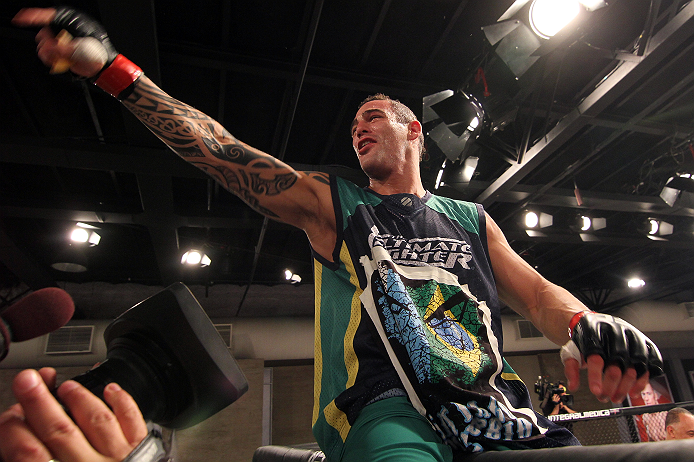 SAO PAULO, BRAZIL - FEBRUARY 11:  Santiago Ponzinibbio reacts after defeating Marcio "Pedra" Santos in their preliminary fight during filming of season two of The Ultimate Fighter Brazil on February 11, 2013 in Sao Paulo, Brazil. (Photo by Luiz Pires Dias