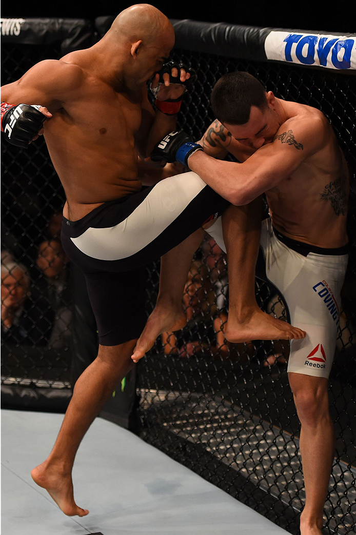 LAS VEGAS, NV - DECEMBER 12: (L-R) Warlley Alves of Brazil knees Colby Covington in their welterweight bout during the UFC 194 event inside MGM Grand Garden Arena on December 12, 2015 in Las Vegas, Nevada. (Photo by Josh Hedges/Zuffa LLC/Zuffa LLC via Ge