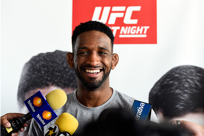 MONTERREY, MEXICO - NOVEMBER 18:  Neil Magny holds an open workout for fans and media at Nave Lewis-Parque Fundidora on November 18, 2015 in Monterrey, Mexico. (Photo by Jeff Bottari/Zuffa LLC/Zuffa LLC via Getty Images)