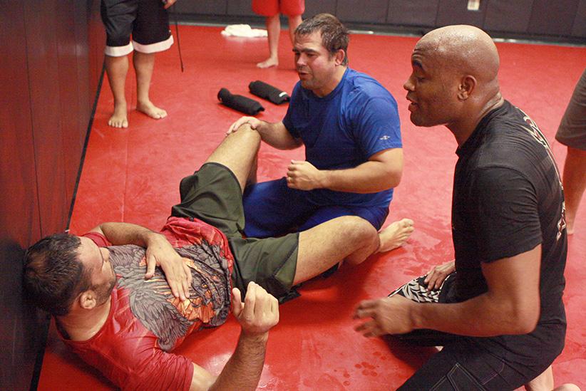 Minotauro treinando com Anderson Silva e Amaury Bitetti