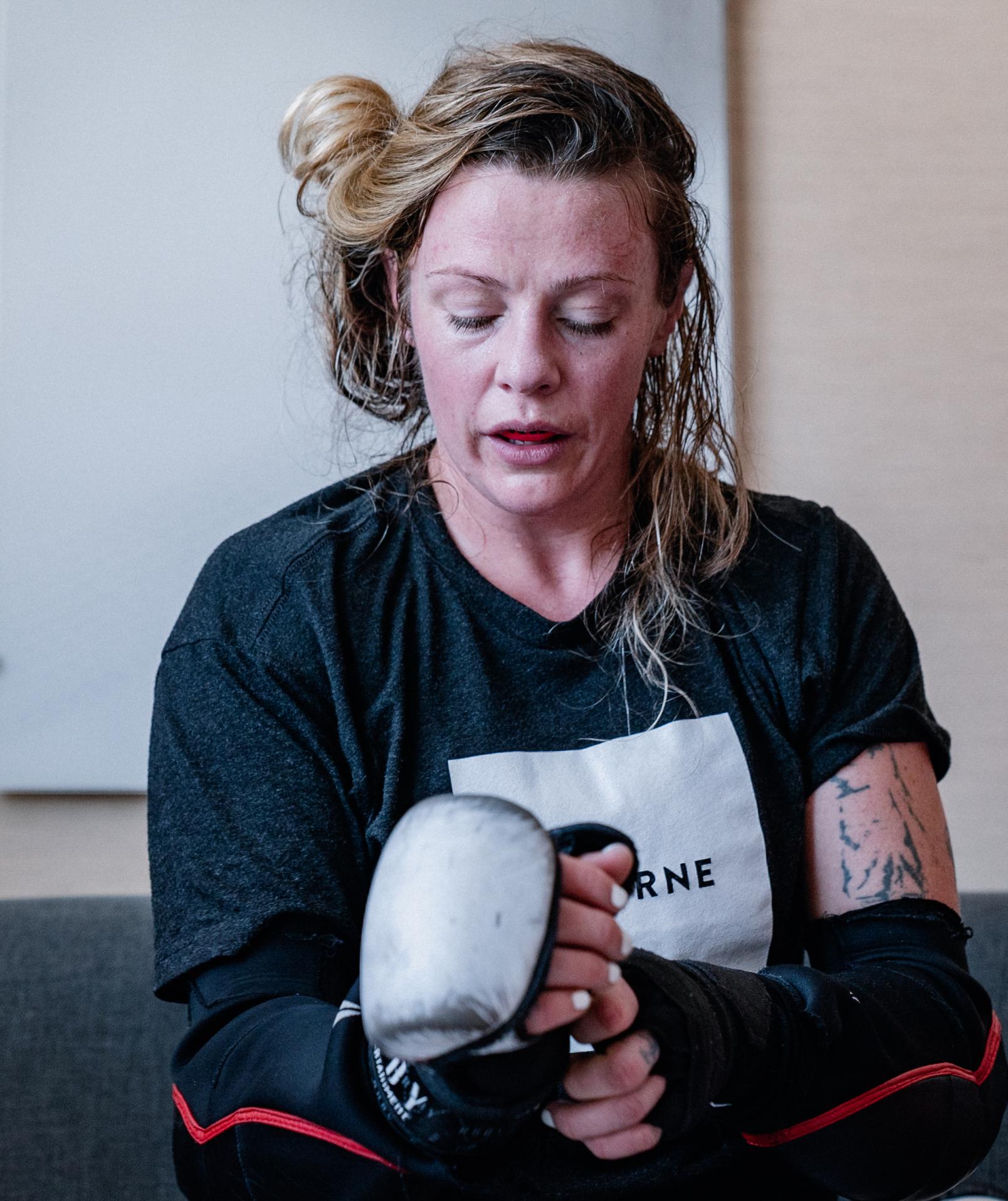 Joanne Calderwood trains for her bout at UFC 257 on January 15, 2021. (Photo by Zac Pacleb)
