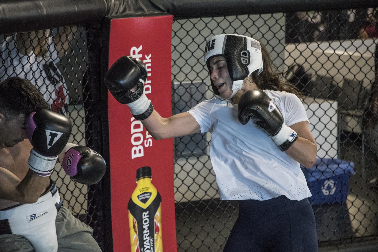 22 UFC Uruguay Veronica Macedo sparring session