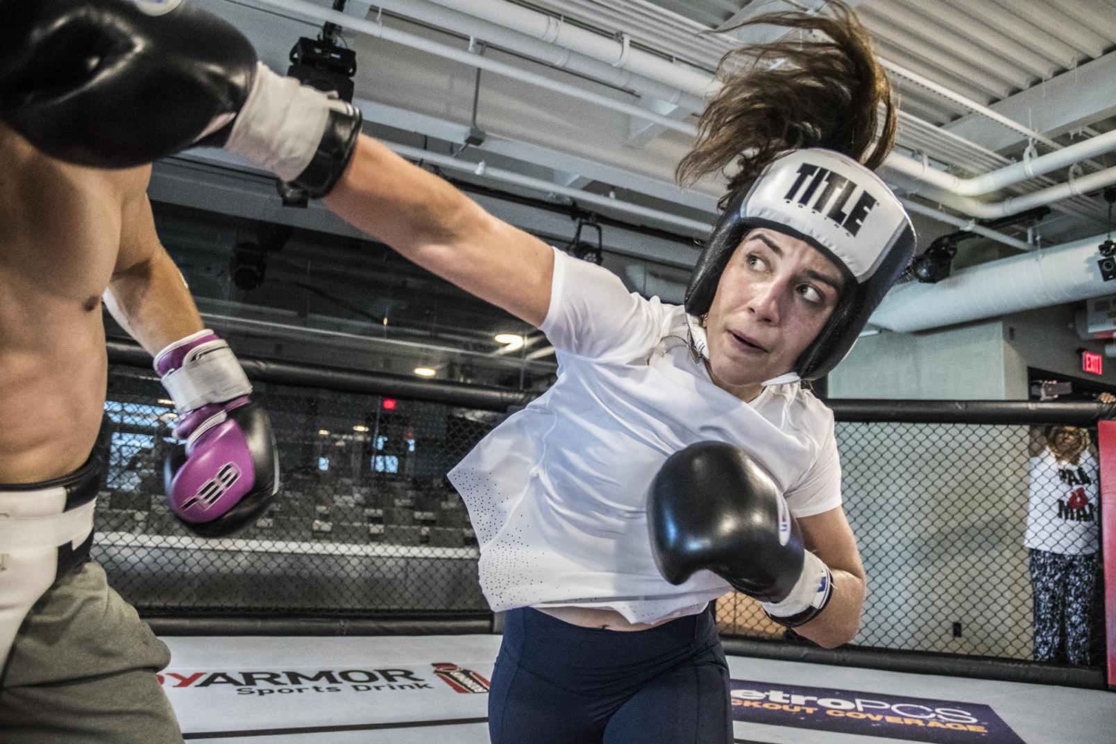 26 UFC Uruguay Veronica Macedo sparring session