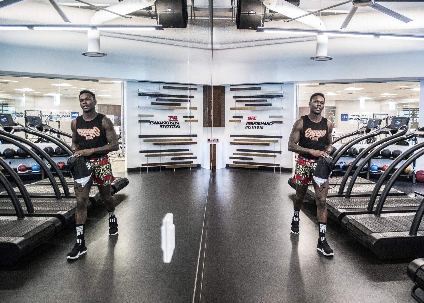 01 Israel Adesanya training at the UFC Performance Institute