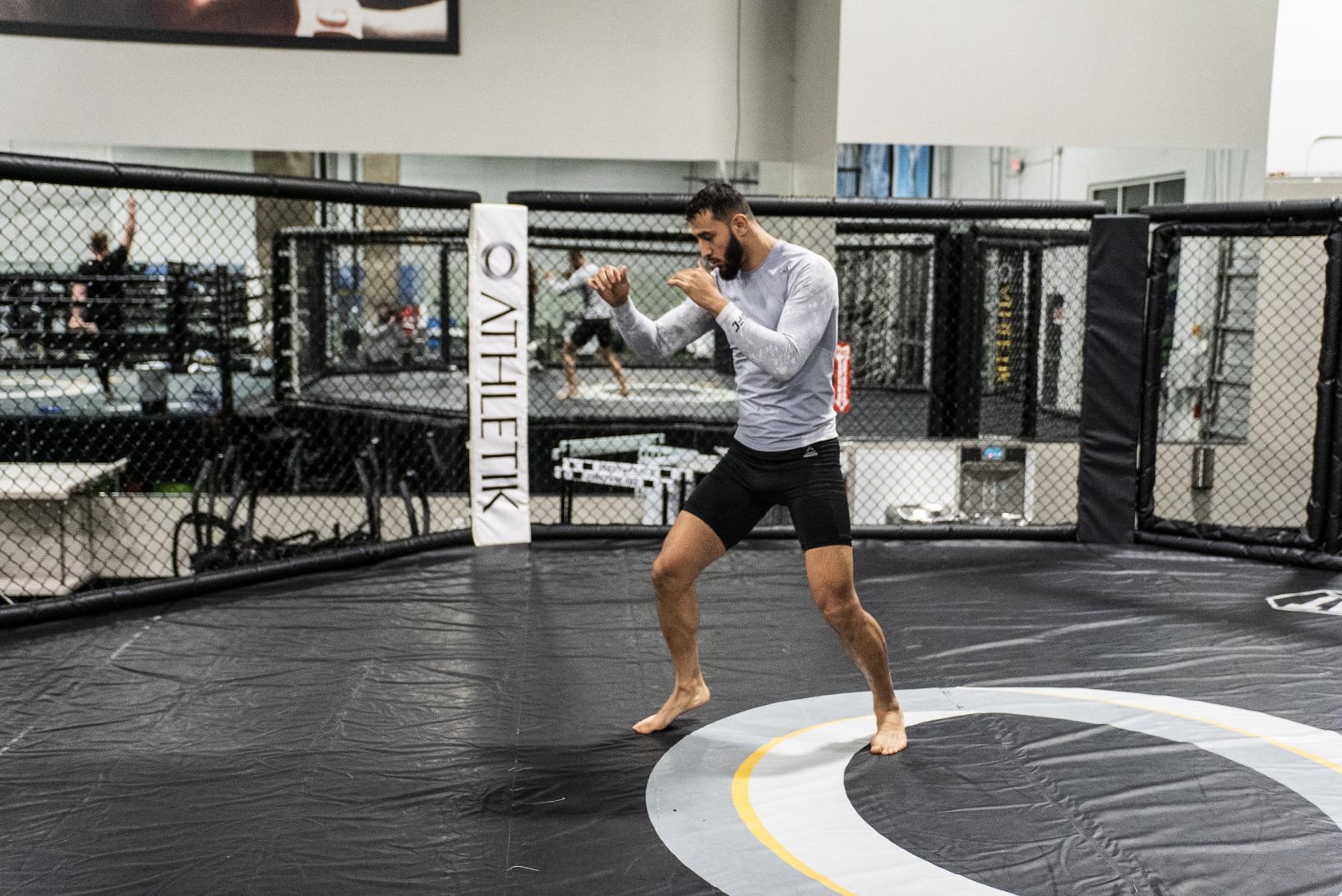 05 - Dominick Reyes late workout during UFC 247 Fight Week