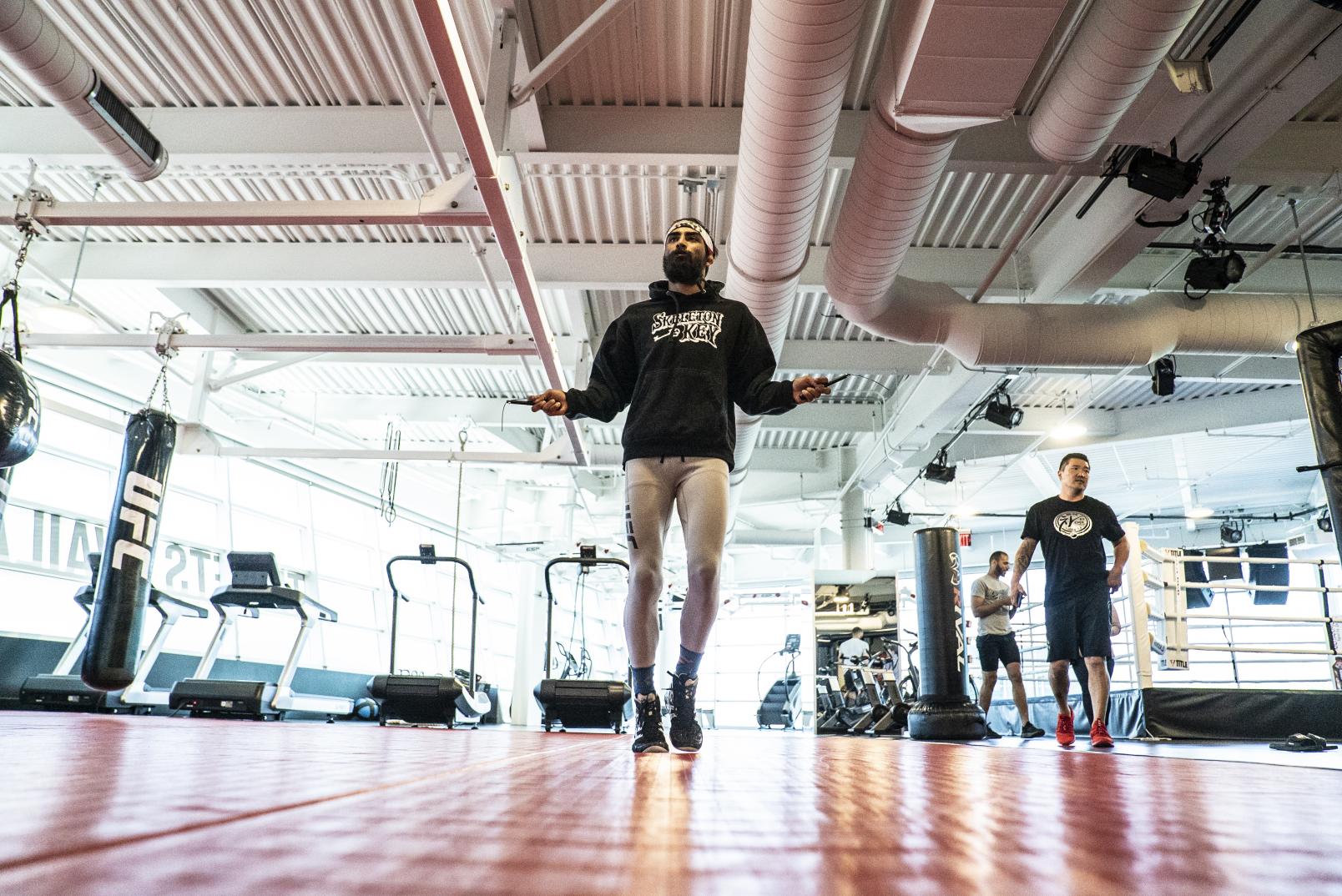 03 - Jose Quinonez and Brandon Moreno prepare for their fights