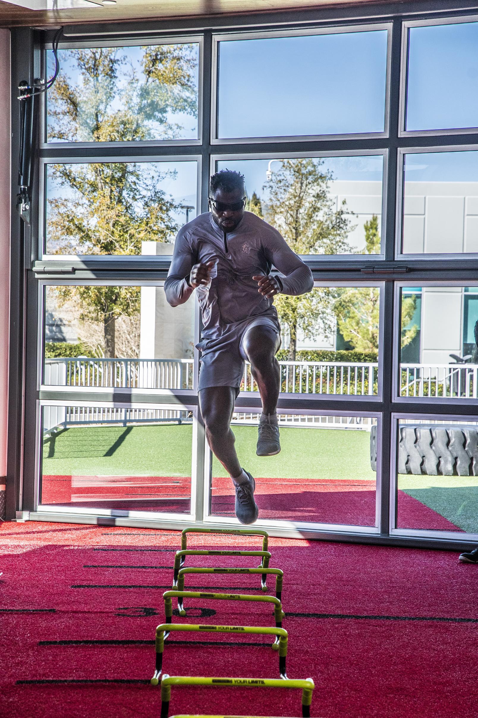 06 - UFC Heavyweight contender Francis Ngannou training at the UFC Performance Institute
