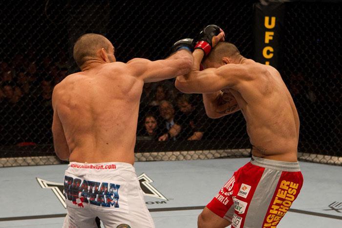 ufc110_01_tehuna_vs_pokrajac_001