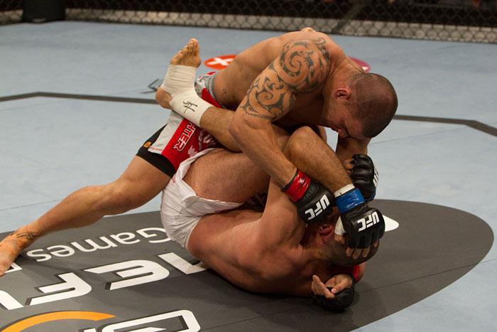 ufc110_01_tehuna_vs_pokrajac_002