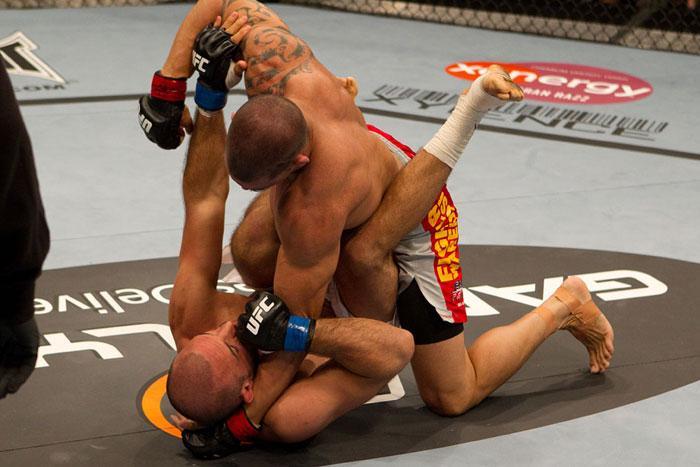 ufc110_01_tehuna_vs_pokrajac_003