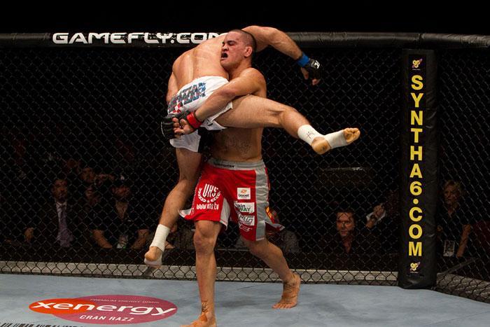 ufc110_01_tehuna_vs_pokrajac_007